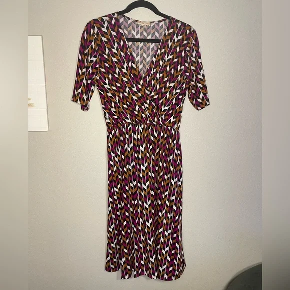 Women's Colorful Chevron Wrap Dress - Picture 2 of 6